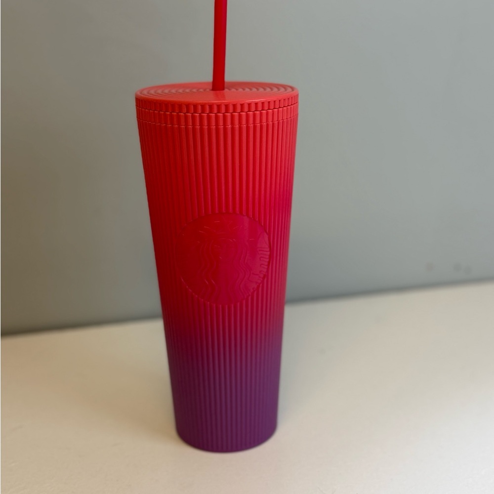 Starbucks 2025 Pleated Neon Hot Magenta Pink & Purple Ombre Gradient Tumbler